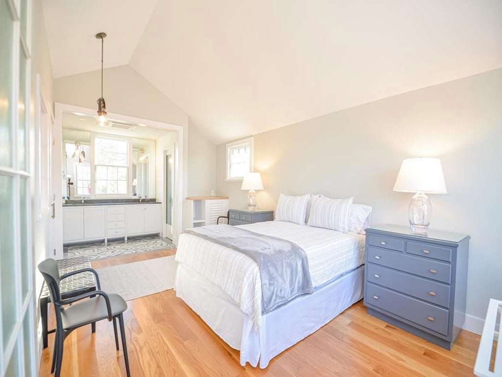 26 Hines Point