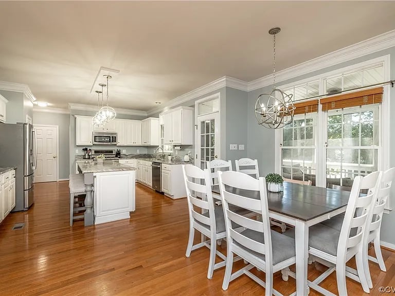 7900 Hampton Arbor Cir