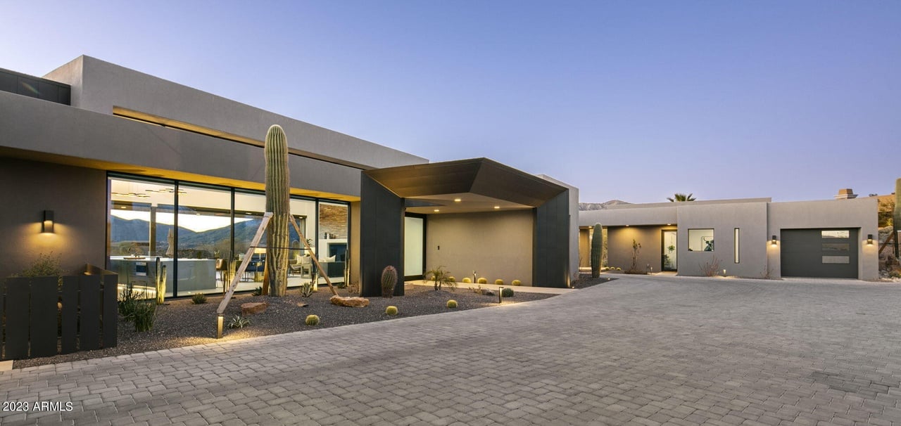 11360 E Apache Vistas Dr