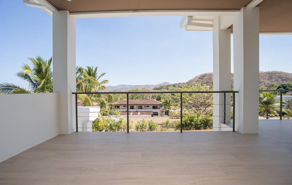 Luxury Ocean-View Home in Altos de Flamingo2