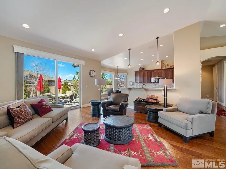 16865 Majestic View Dr