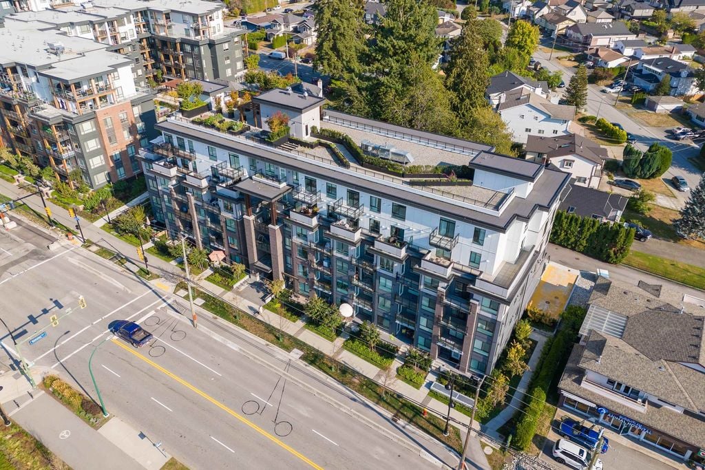 700 Clarke Rd, #502