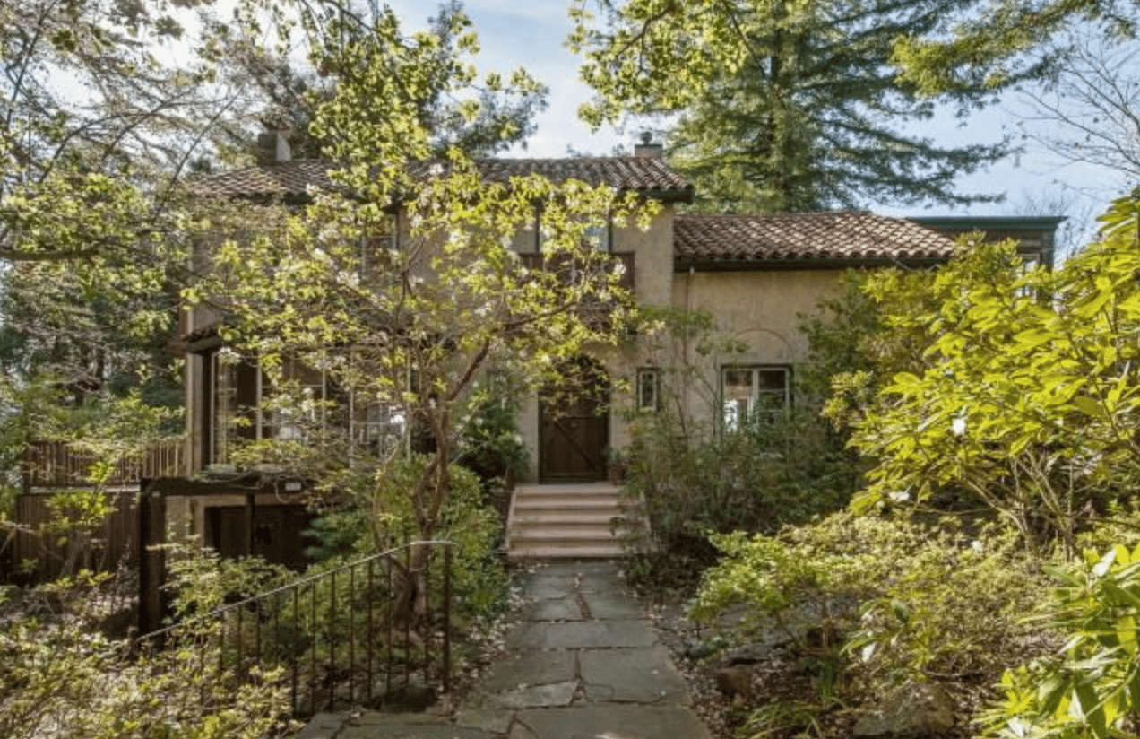 84 Norwood Ave