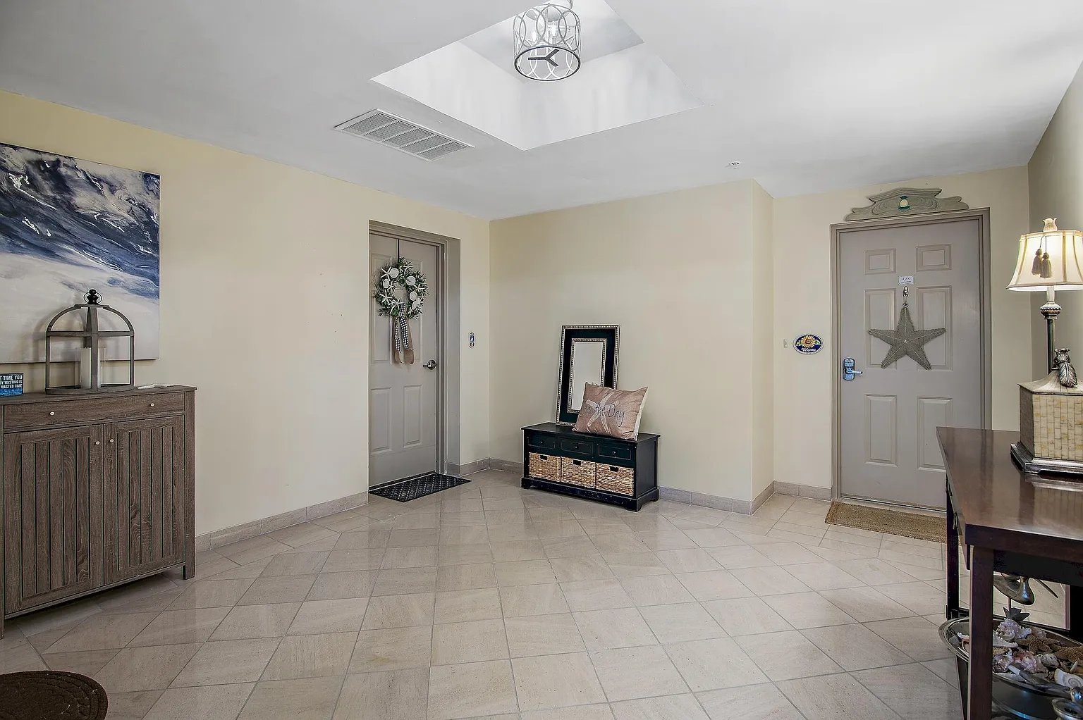 4501 Southwinds Dr #4501