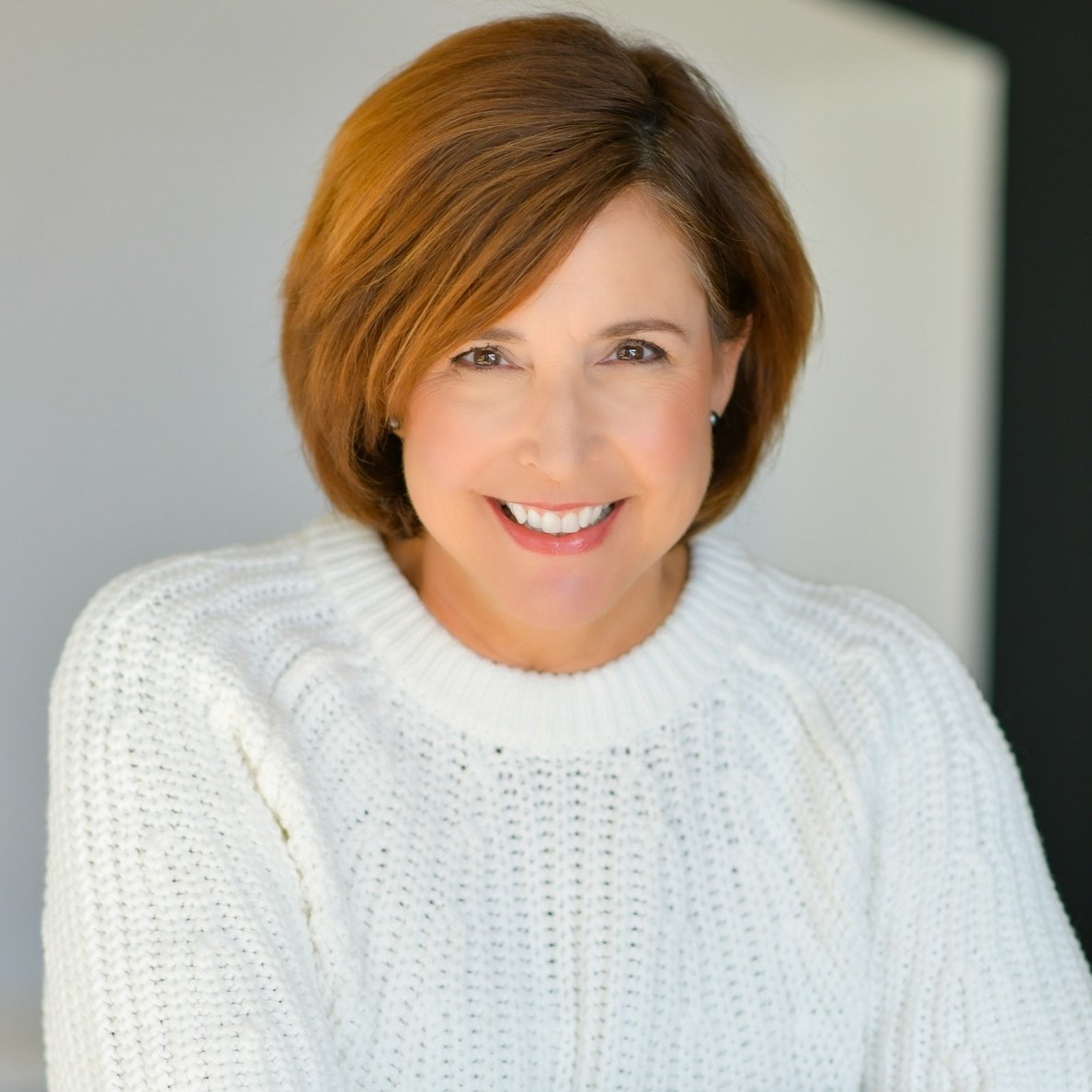 Susan Hurley St. Louis, MO Real Estate Agent Headshot