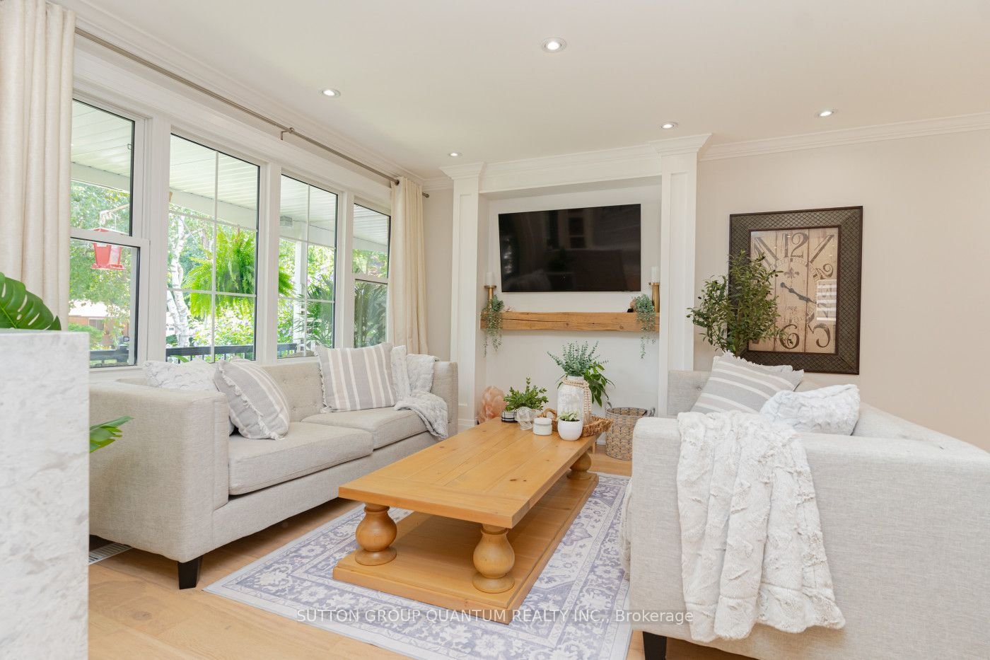 1508 Thetford Crt