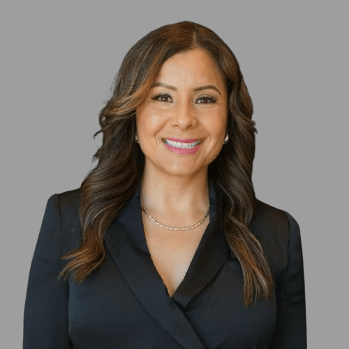 Martha Alvarez Fort Worth, TX Real Estate Agent Headshot