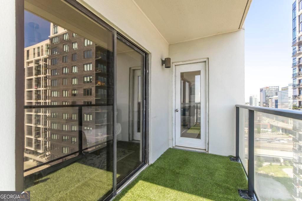 1280 Peachtree St NW #2412