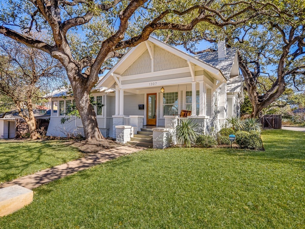 1307 Travis Heights Blvd