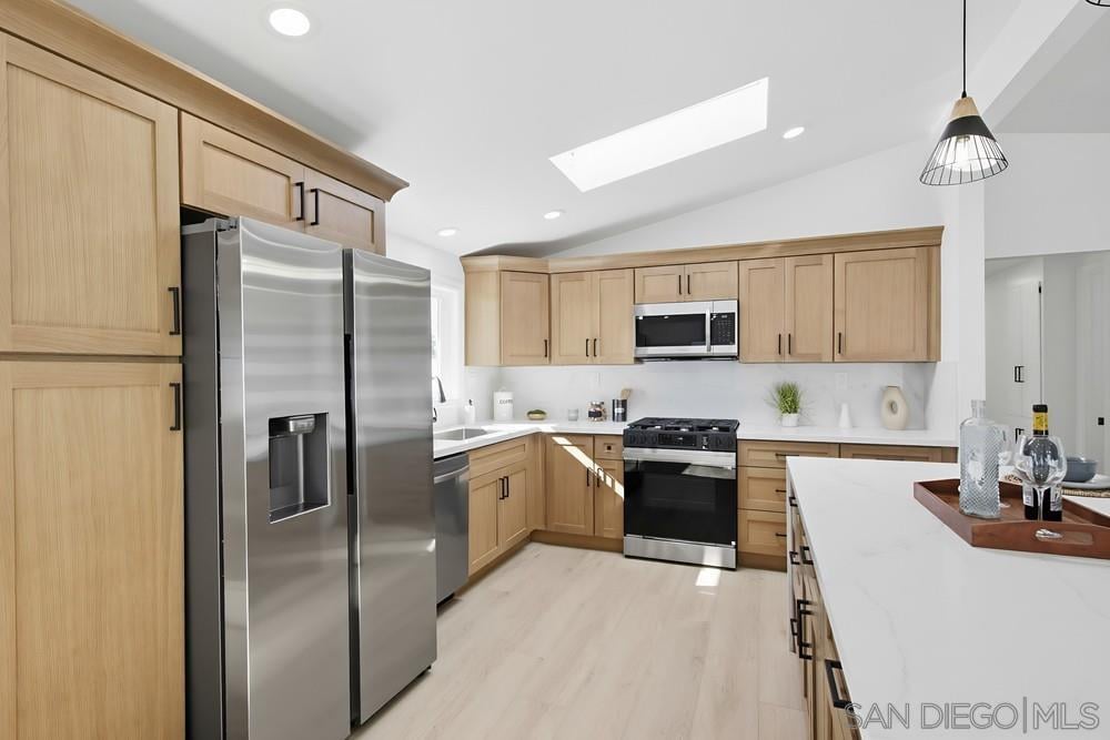 5165 Winthrop St San Diego CA 92117