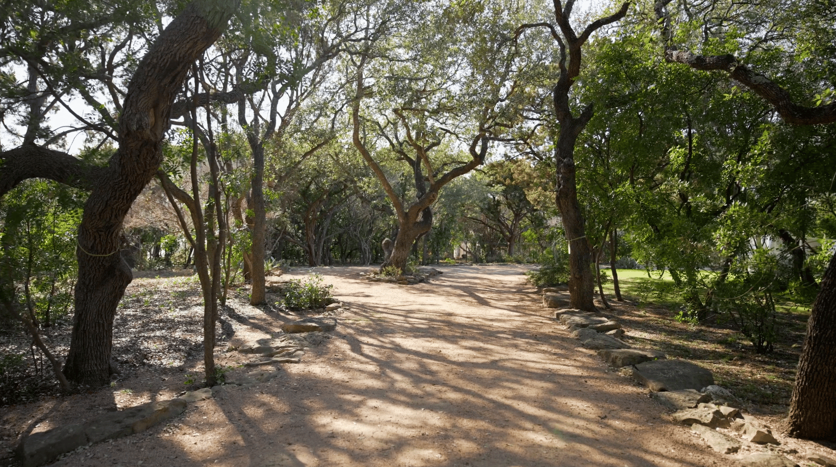 1100 Redbud Trail