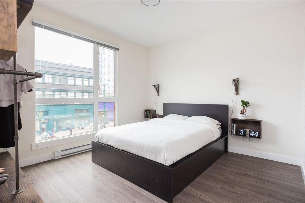 138 E Hastings St, #201