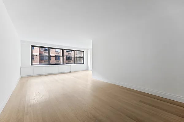 345 East 81st Street #6J