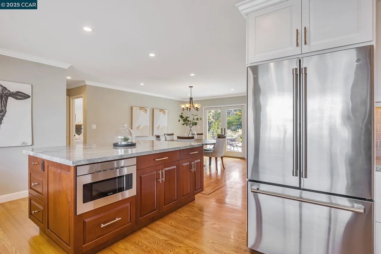 372 Birchwood Dr