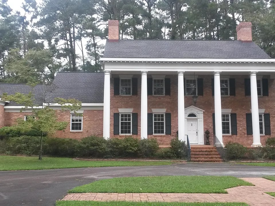 3322 Walton Way