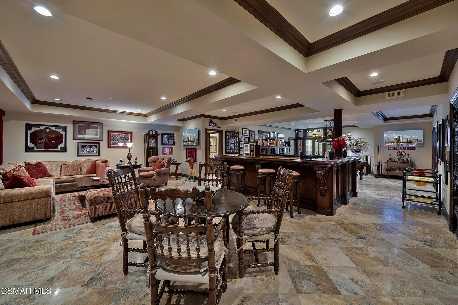 240 W Stafford Rd