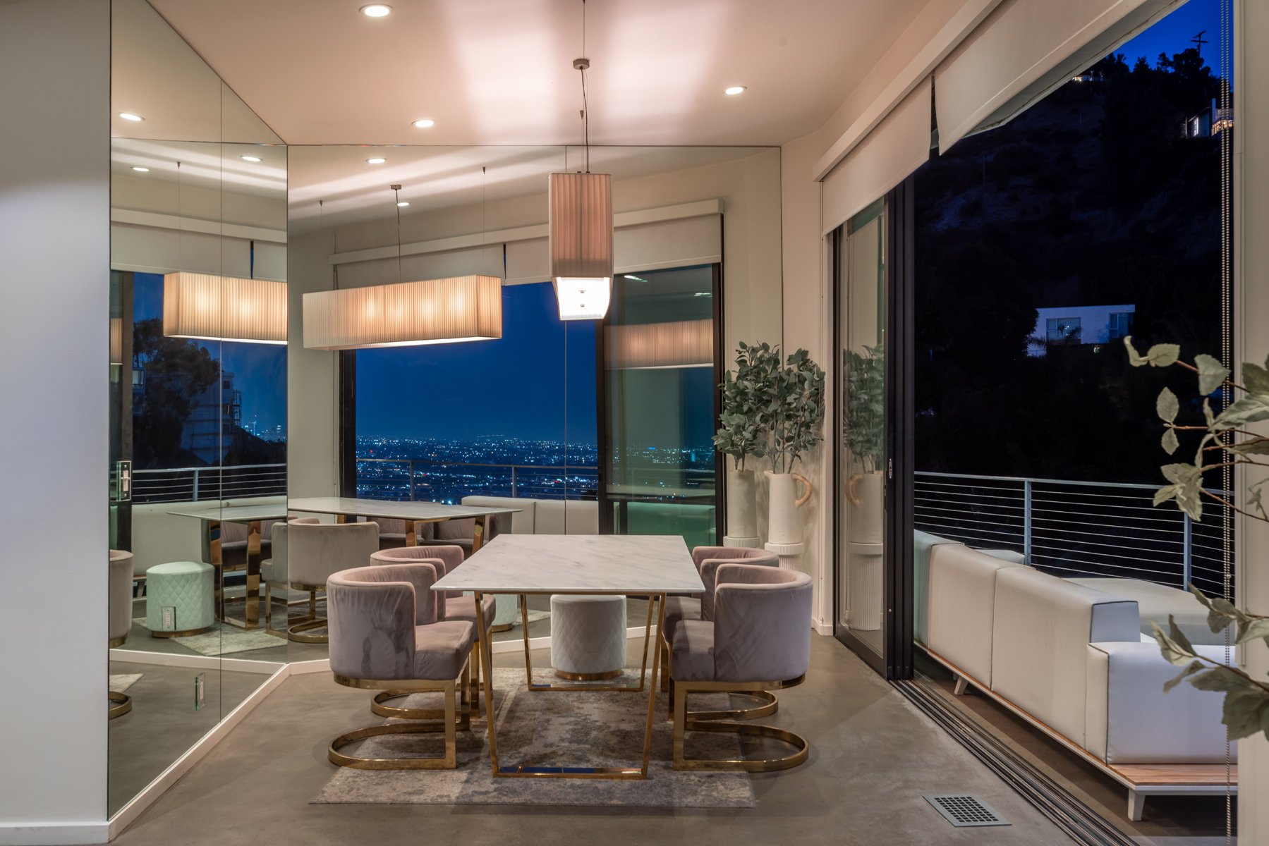 8634 Franklin Ave, Hollywood Hills 