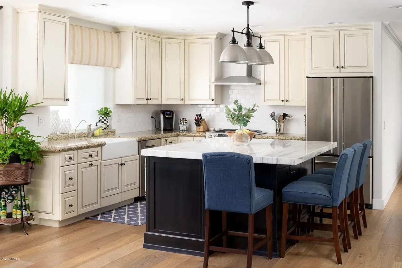 5631 E Calle Camelia