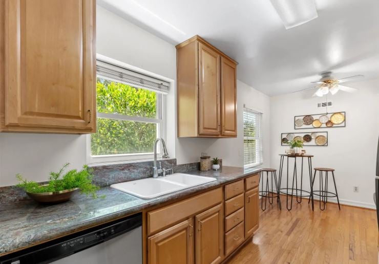 2136 Guy St, San Diego, CA 92103