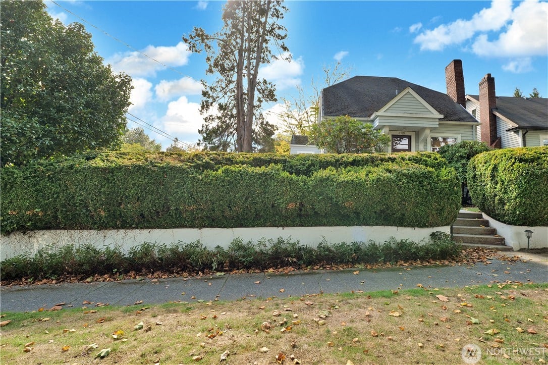 3719 NE 50th Street