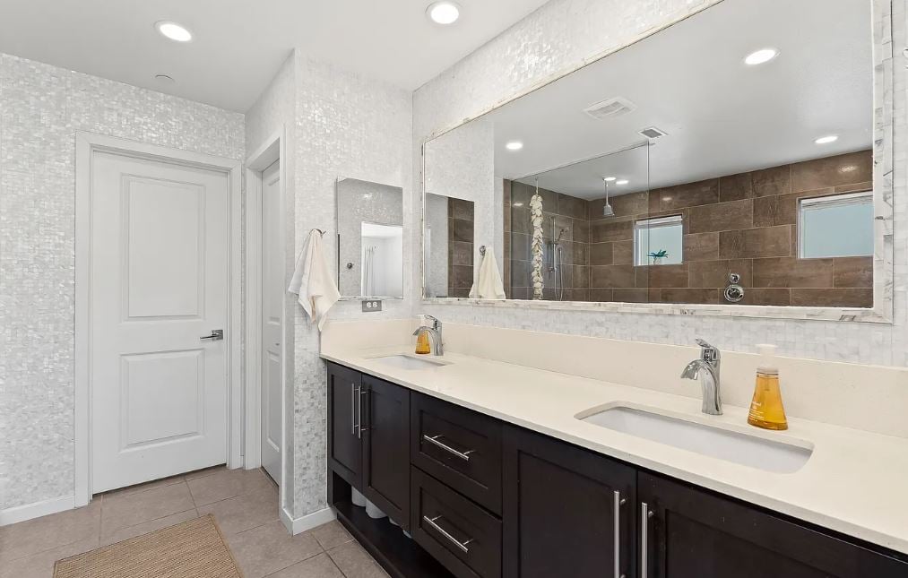 8336 Summit Way, San Diego, CA 92108