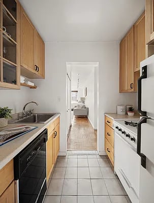 69 West 9th Street #10A