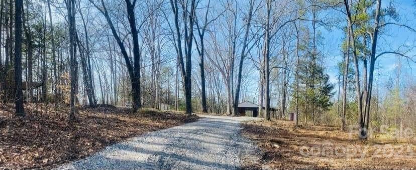 656 Fairforest Rd