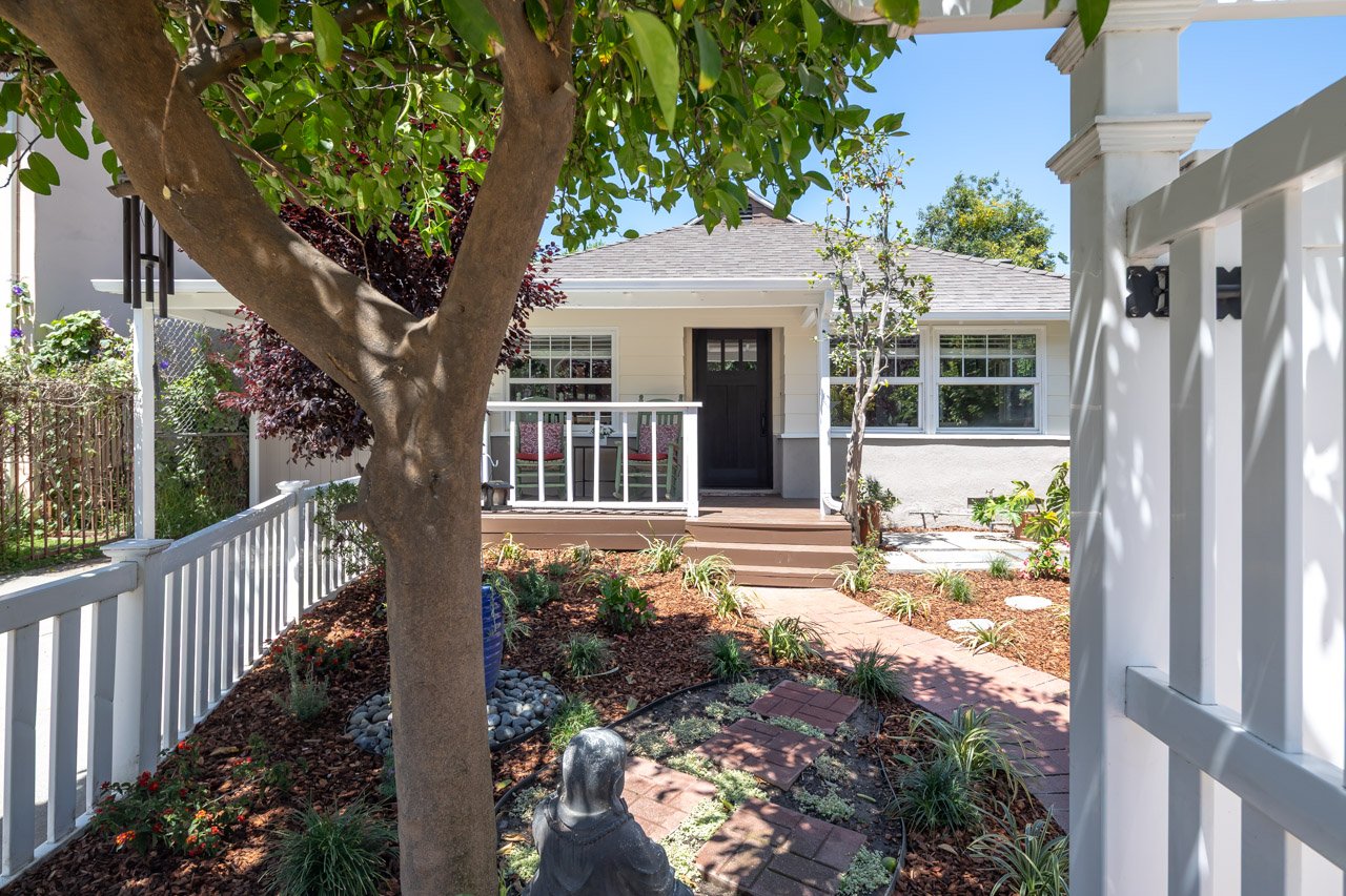 4427 Vantage Ave, Studio City