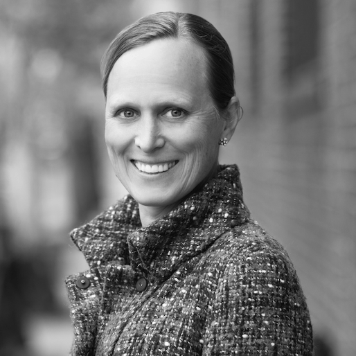 Anne Bunn Cambridge, Massachusetts Real Estate Agent Headshot