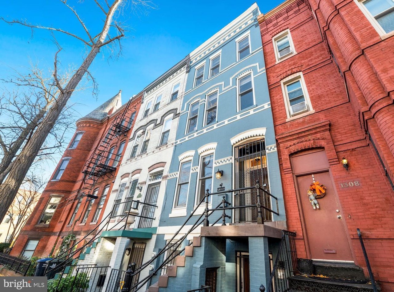 1306 Riggs St NW