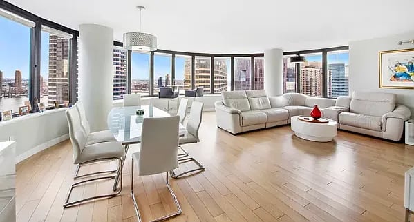 330 E 38th St APT: 30N