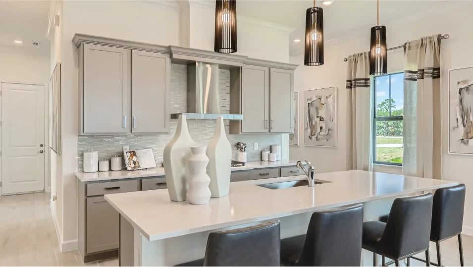512 SE FASCINO CIR