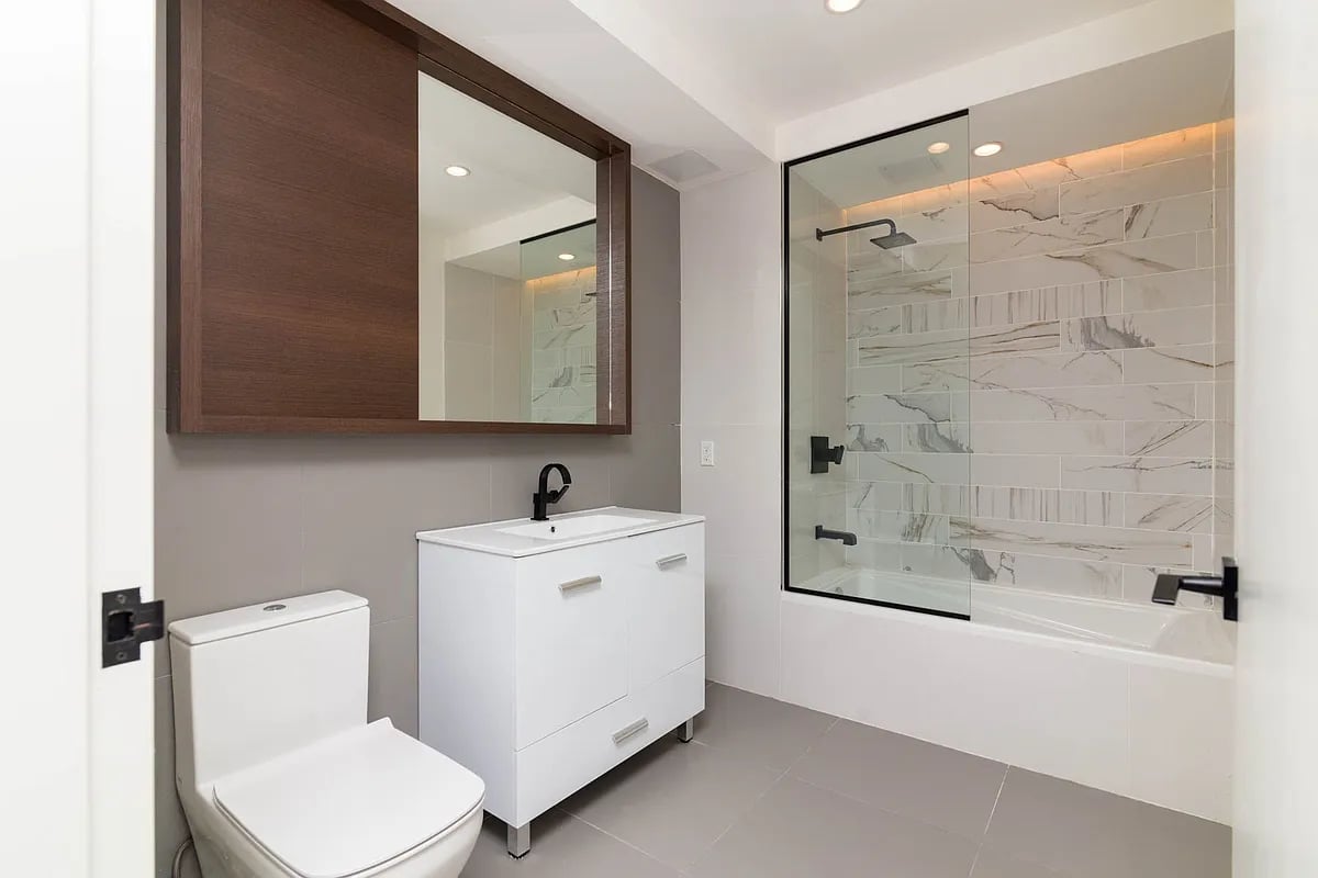 581 Ocean Parkway 2B