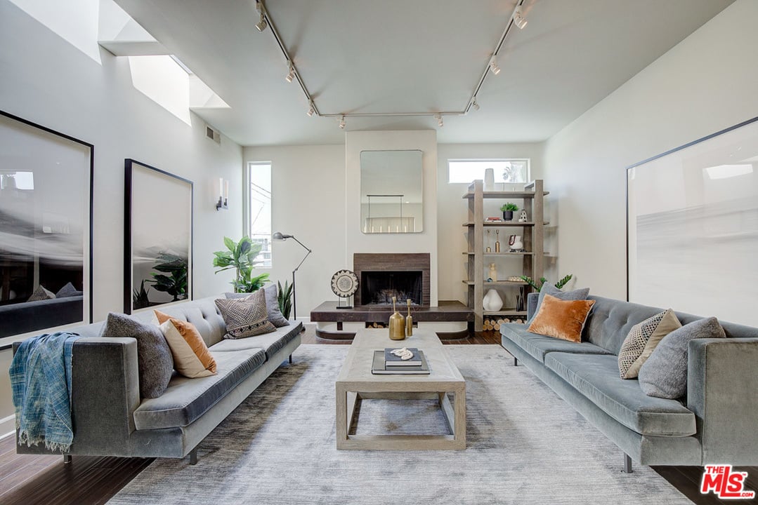 633 Flower Ave #2