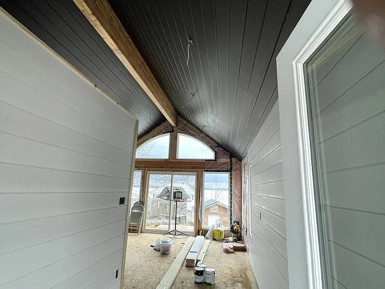 1111 Lakeshore Dr