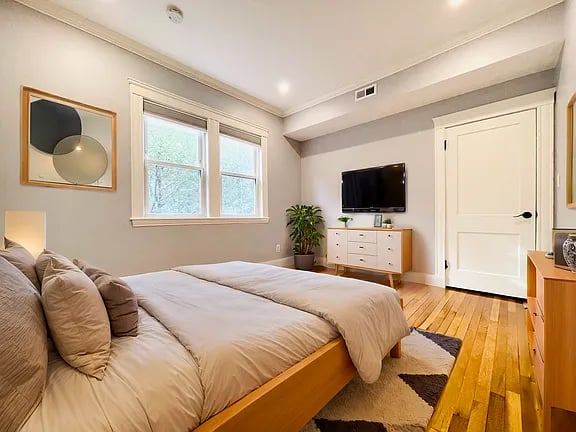 28 Wolcott Rd