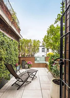 37 West 74th Street