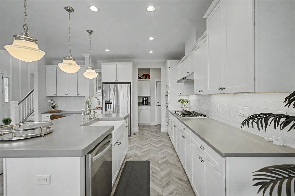 17 Aspen Dr