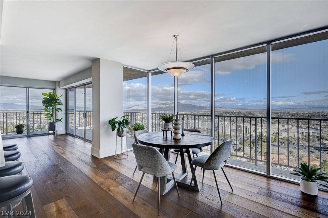 3111 Bel Air Dr #23F