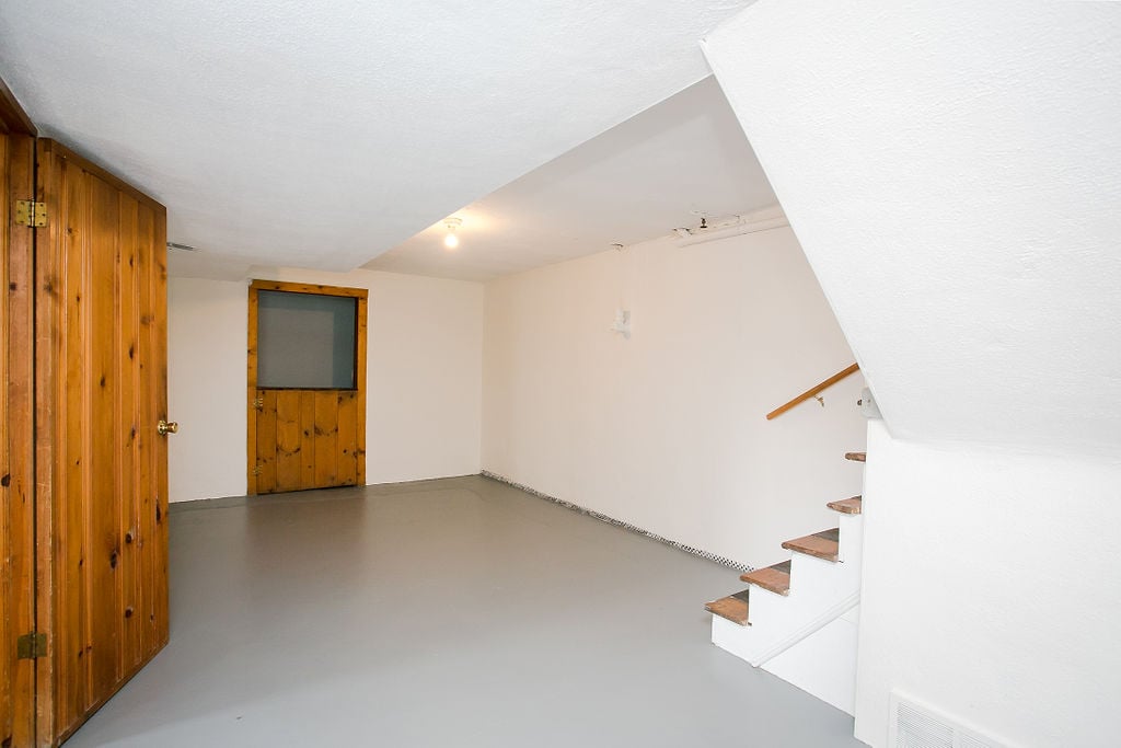 2 Sherri Lane, Middletown RI, 02842