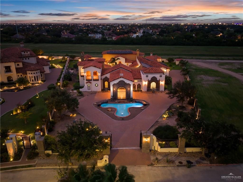 La Hacienda