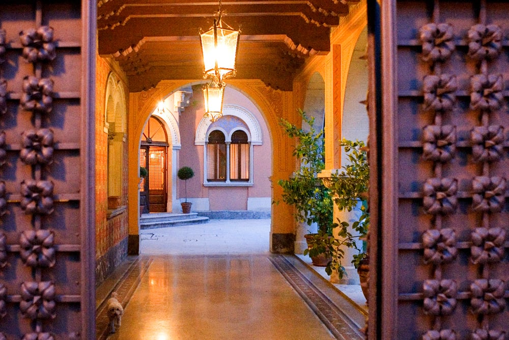 Exclusive Venetian-Style Noble Residence in La Rivatte