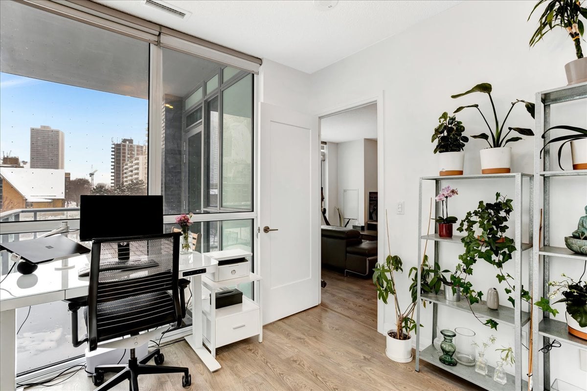 #310 - 101 Erskine Avenue