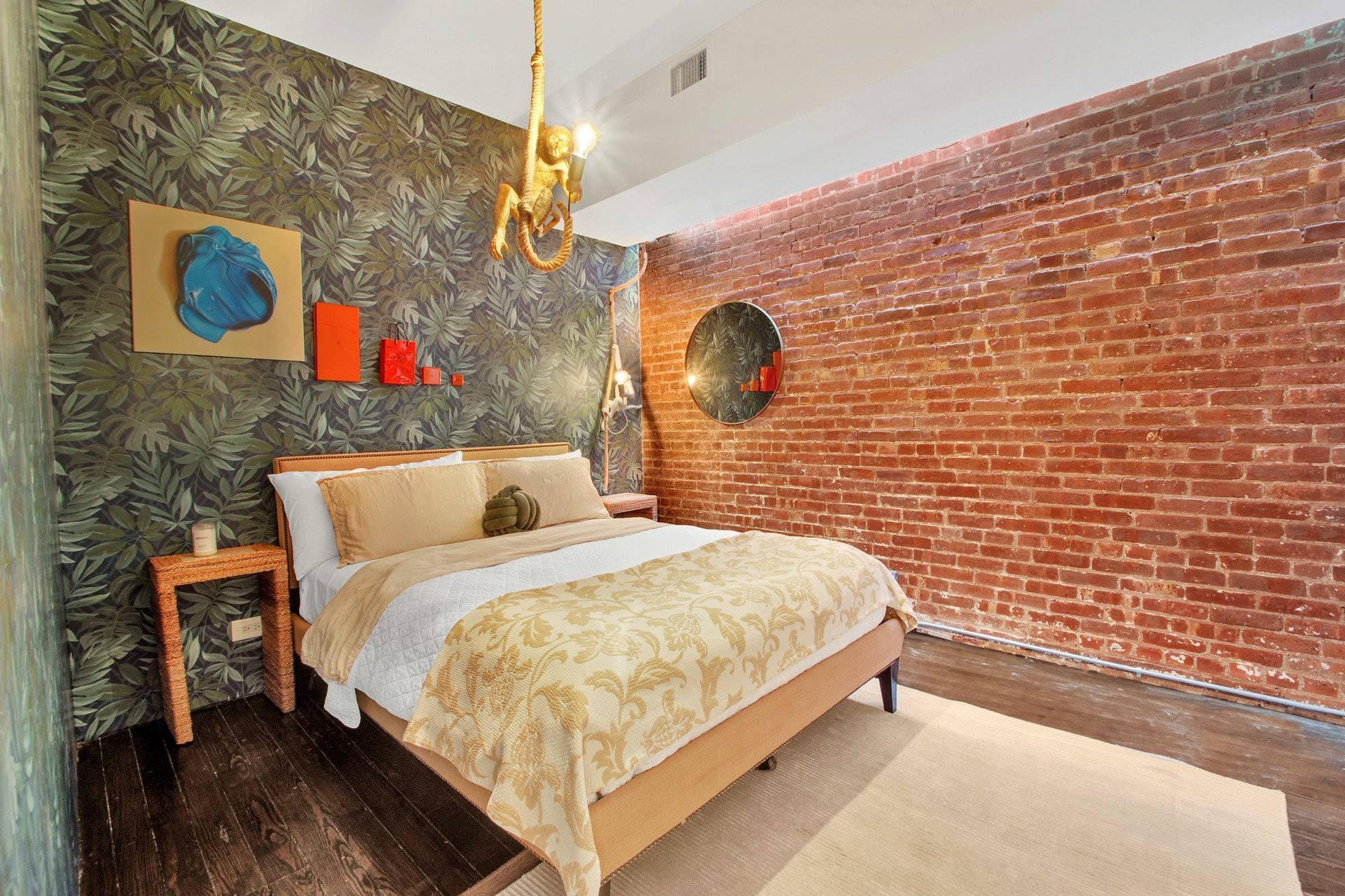 399 Washington Street, 4
