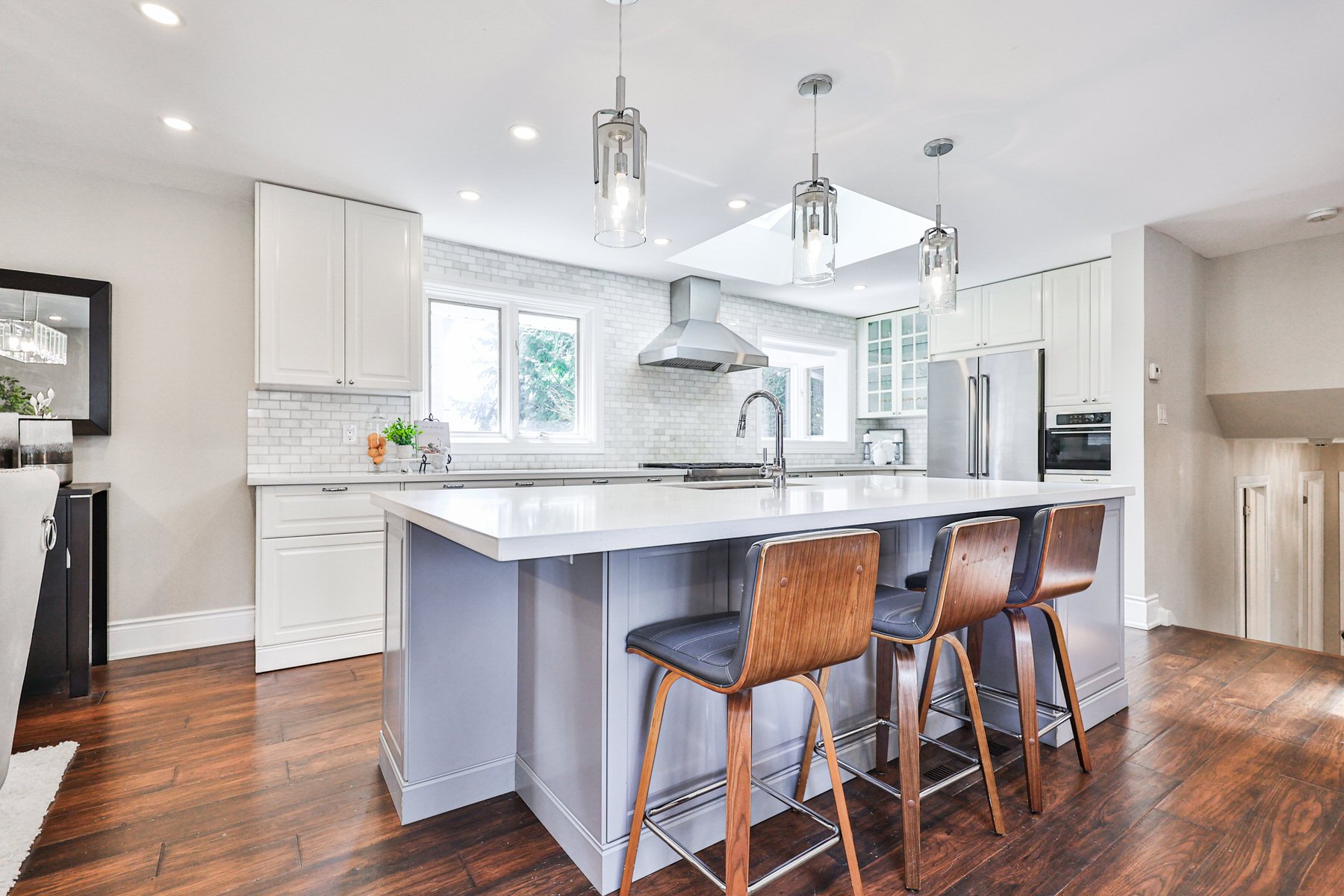 1276 Greenoaks Drive