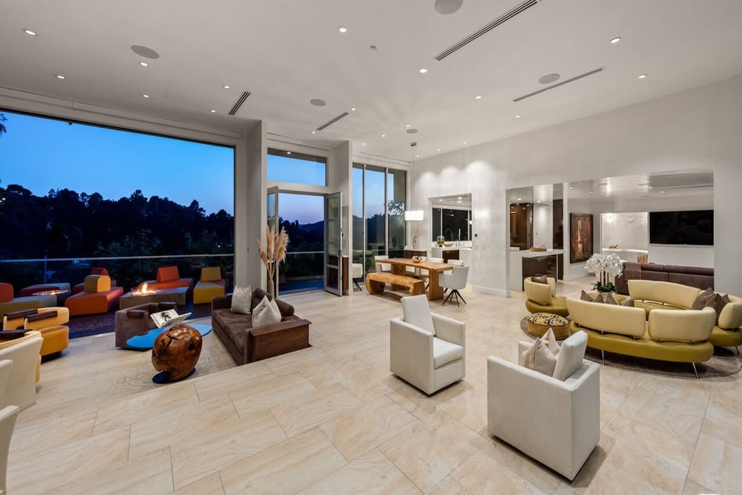 View Opulent