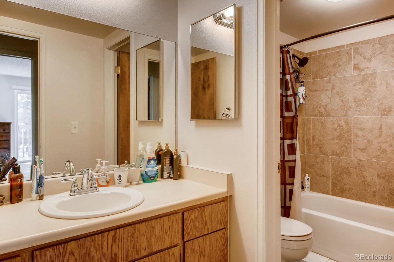 8100 W Quincy Avenue Unit# L7