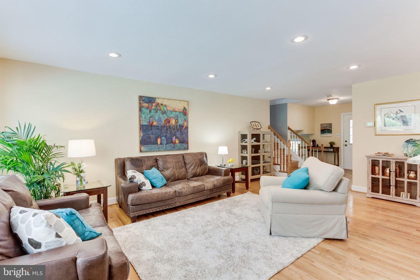 10002 McDuff Ct