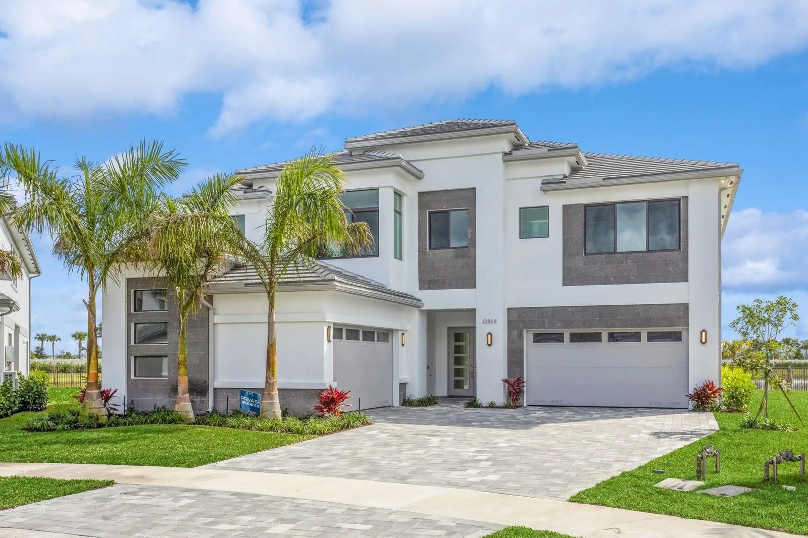 2864 Wingspan Ct
