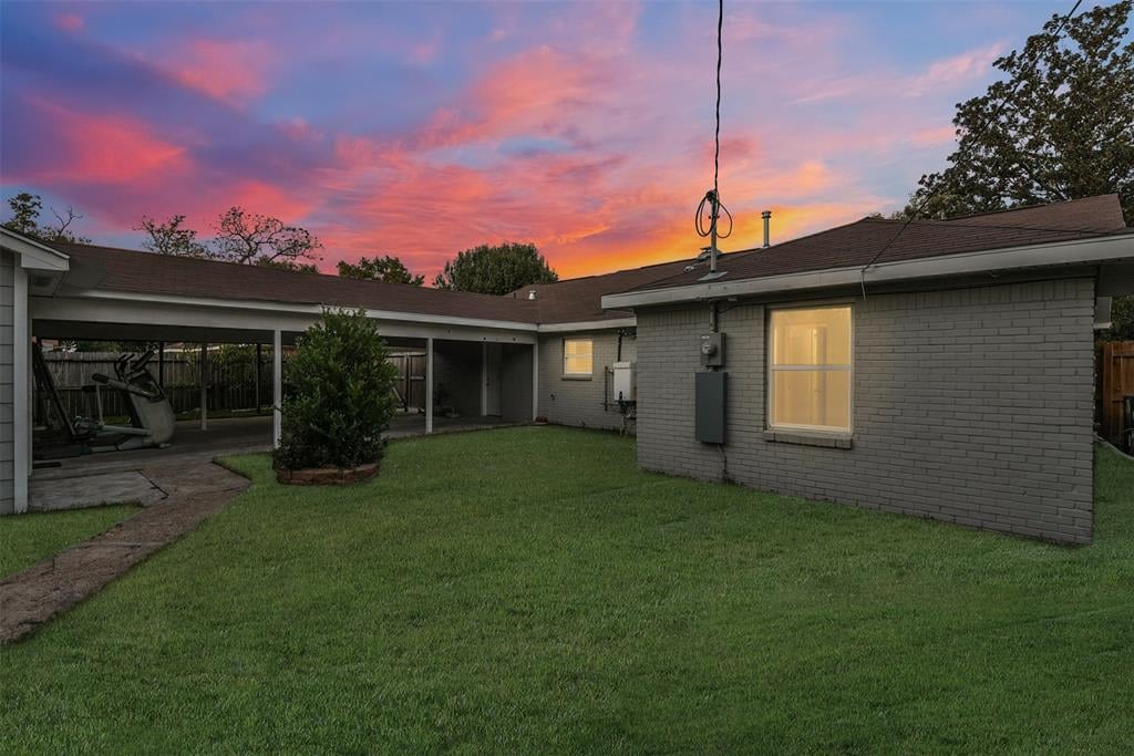 3713 Lazy Spring Drive